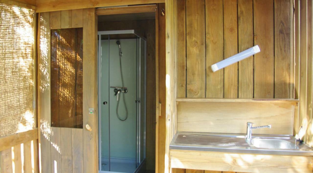 Camping La Chataigneraie Gravieres Dış mekan fotoğraf